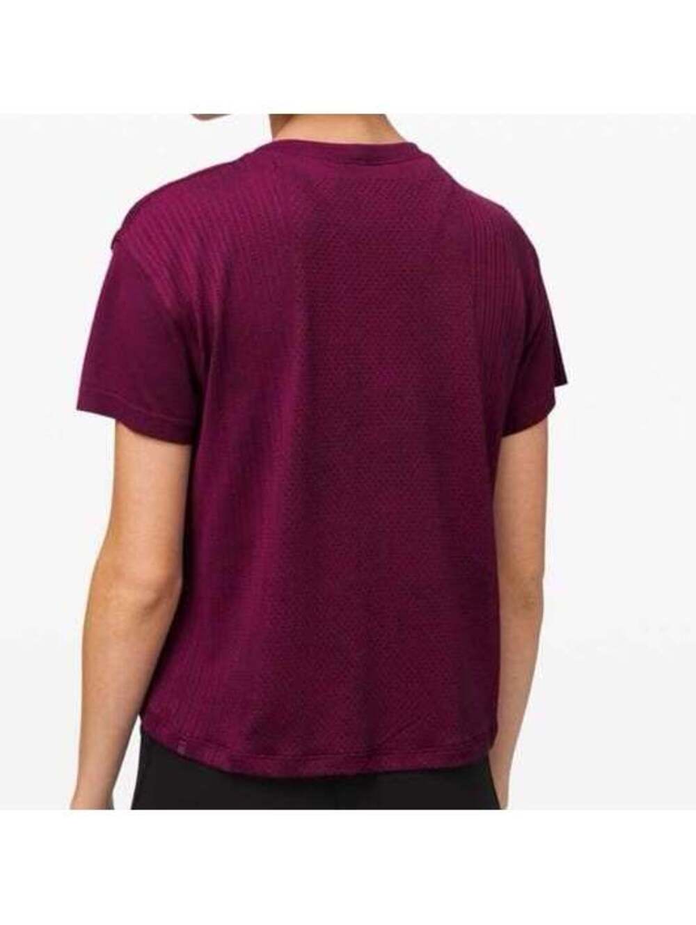 Lululemon  Train to Be Short Sleeve  size 4